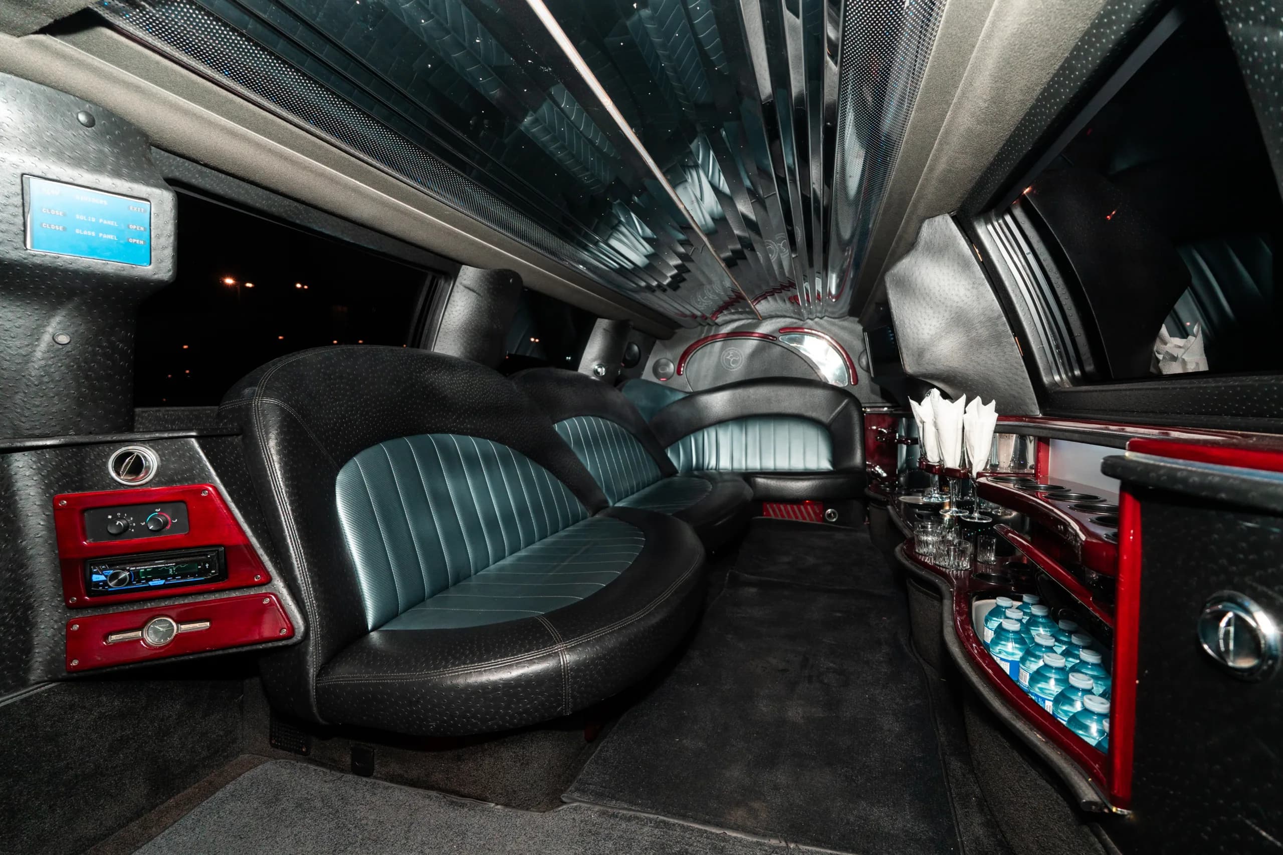 Ford Expedition Limo gallery 1
